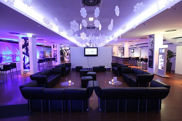 SchuecoArena Lounge (Foto: Fast4ward GmbH, Bielefeld) SchuecoArena Lounge (Foto: Fast4ward GmbH, Bielefeld)